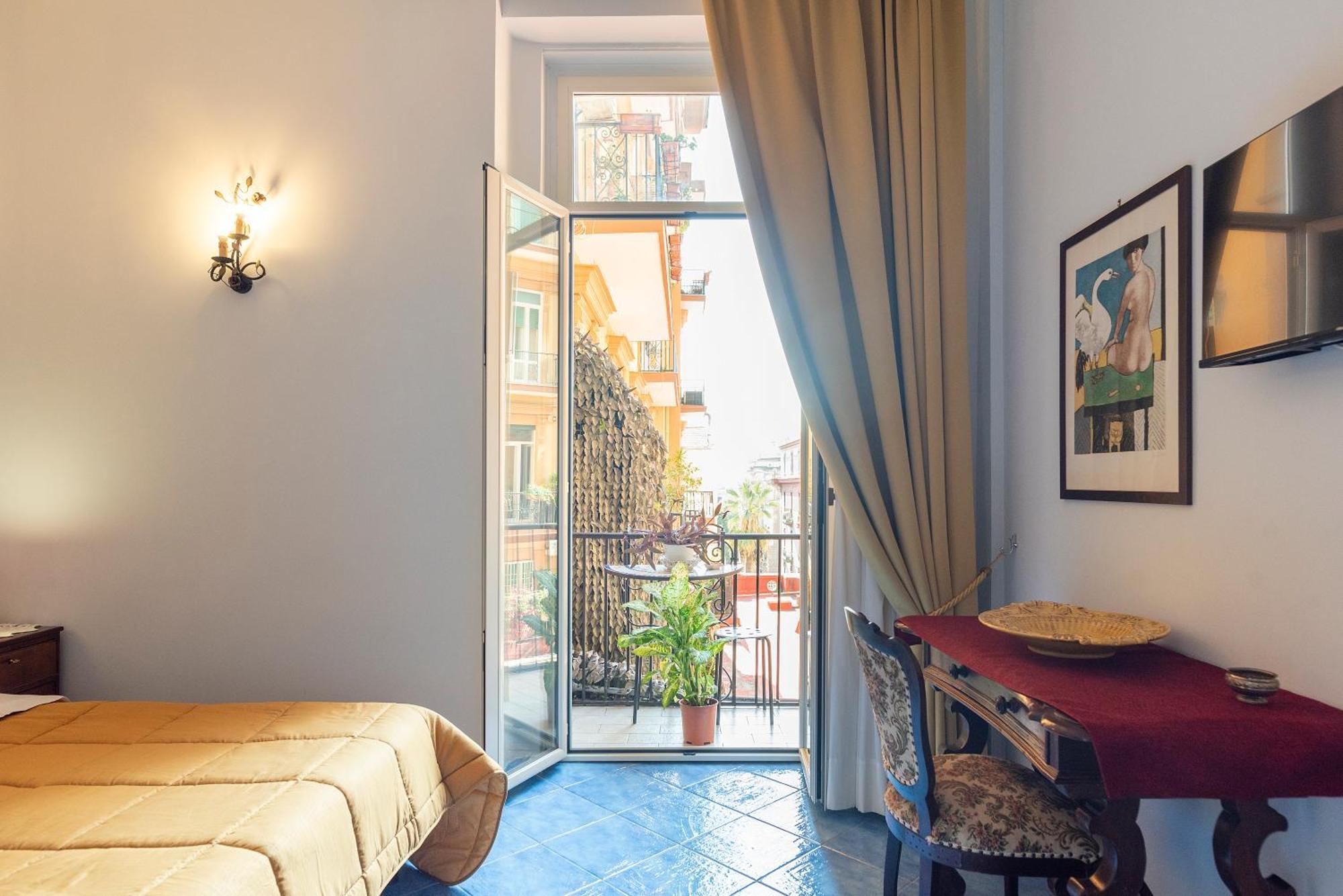 Le Stanze Dei Mille Bed & Breakfast Naples